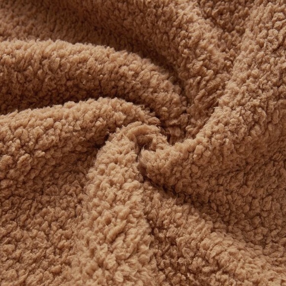 Dual Pocket Faux Fur Teddy Jacket - Picture 5 of 5